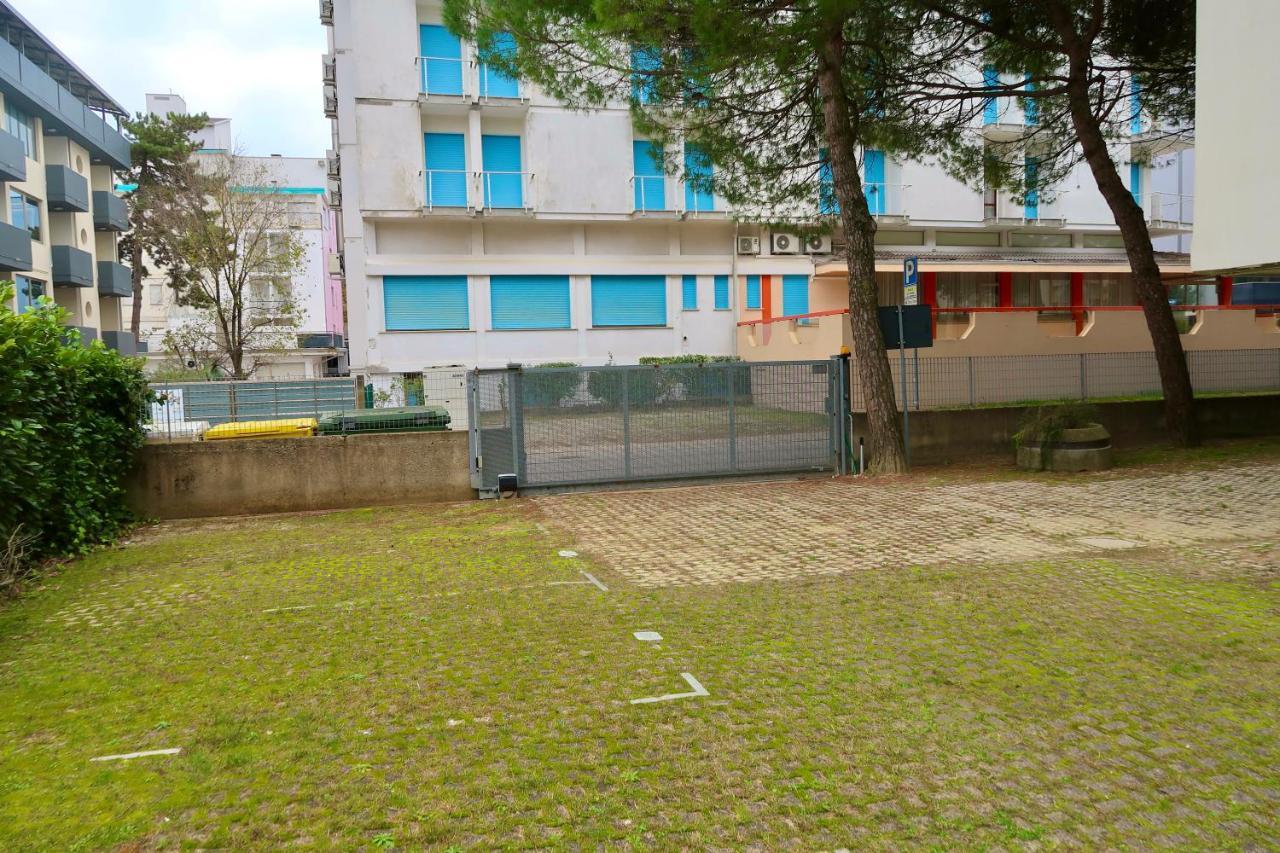 Grazioso Appartamento N 47 A 100Mt Dal Mare Bibione Dış mekan fotoğraf